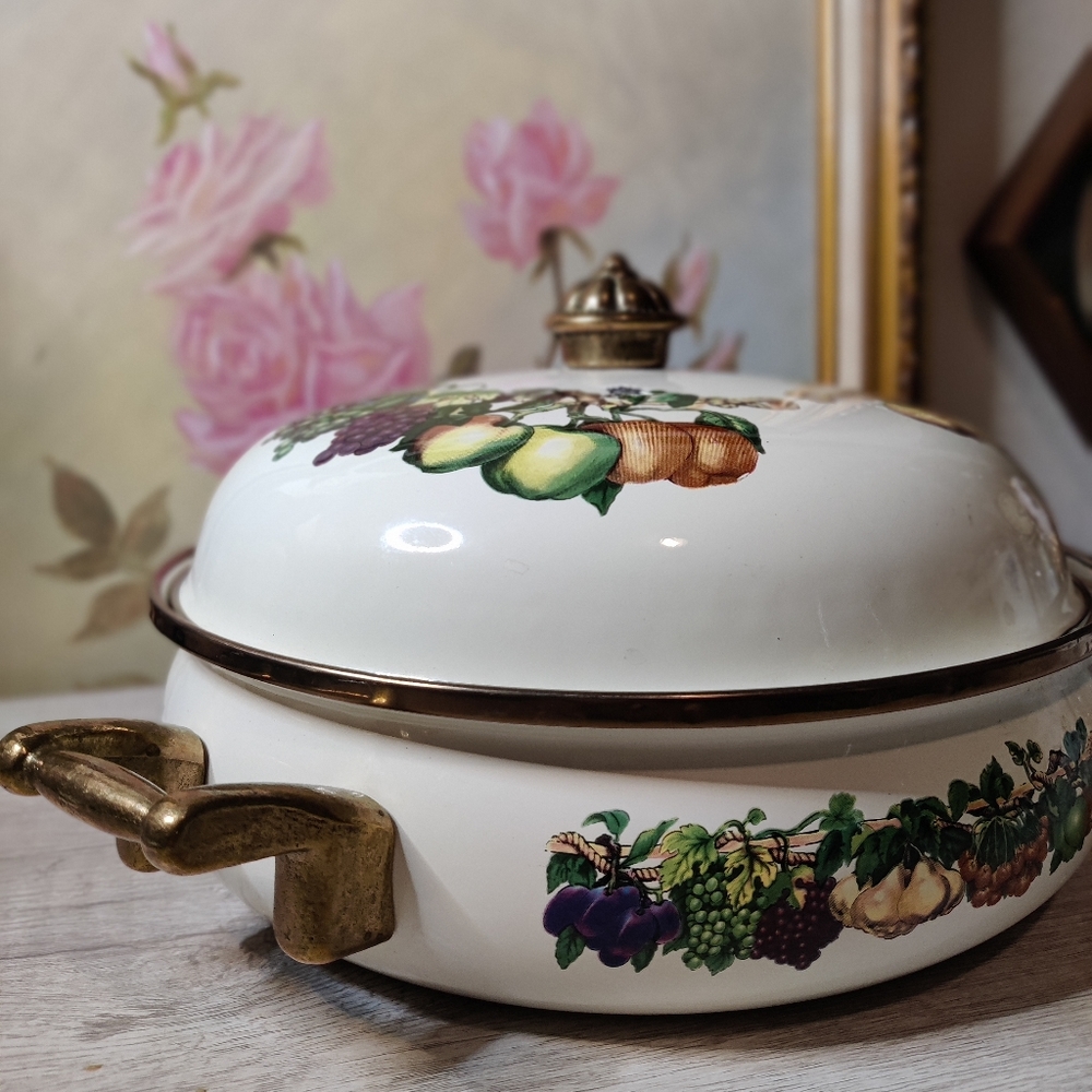 Vintage Vitro Ceramic Cooking Pot